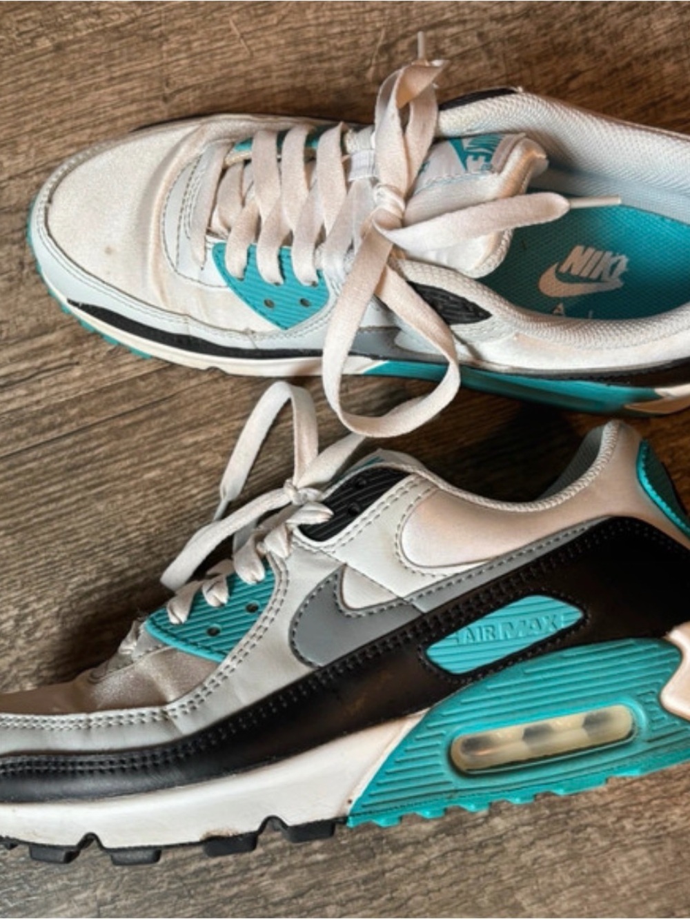 Nike Women’s Air Max Sneakers White Black Teal